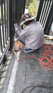 รับติดตั้งประตูรีโมทกรุงเทพ